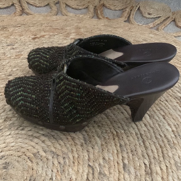 Clogs - Picture 2 of 6